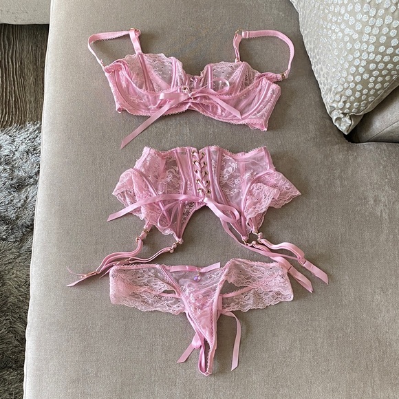 Honey Birdette Other - Honey Birdette “Rebecca” Pink Lace Intimate Set